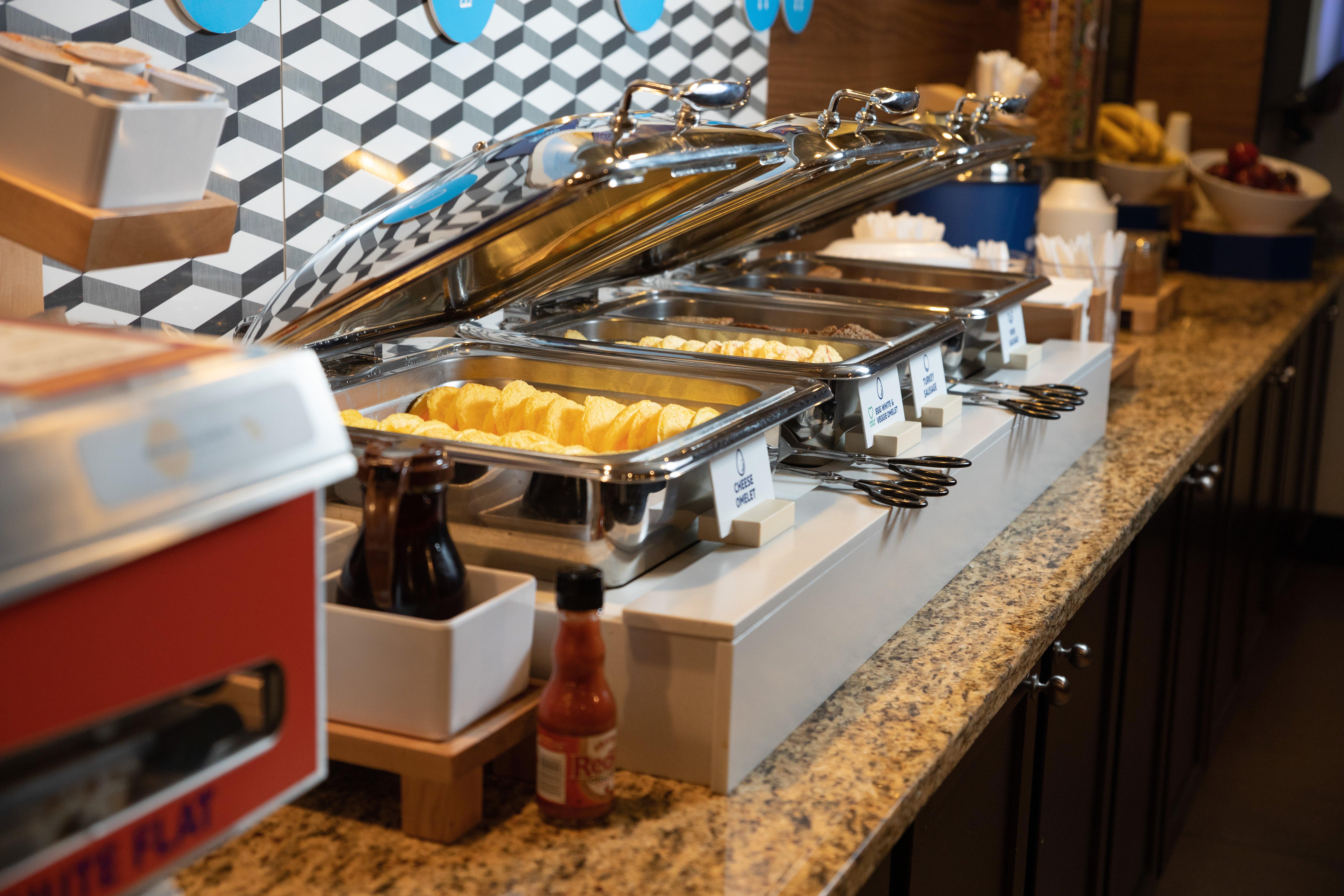 Holiday Inn Express Bloomington West By Ihg Exteriér fotografie
