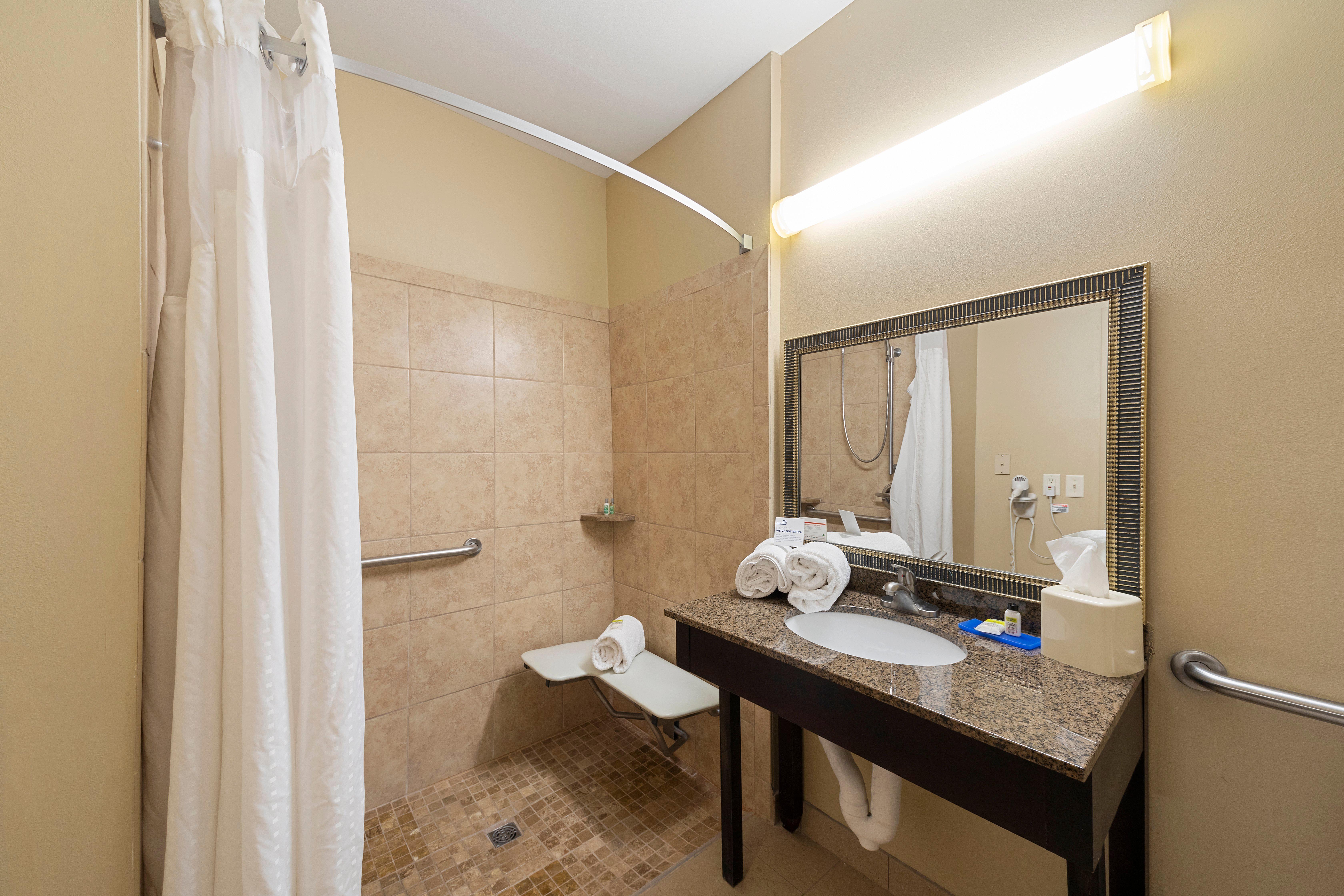 Holiday Inn Express Bloomington West By Ihg Exteriér fotografie