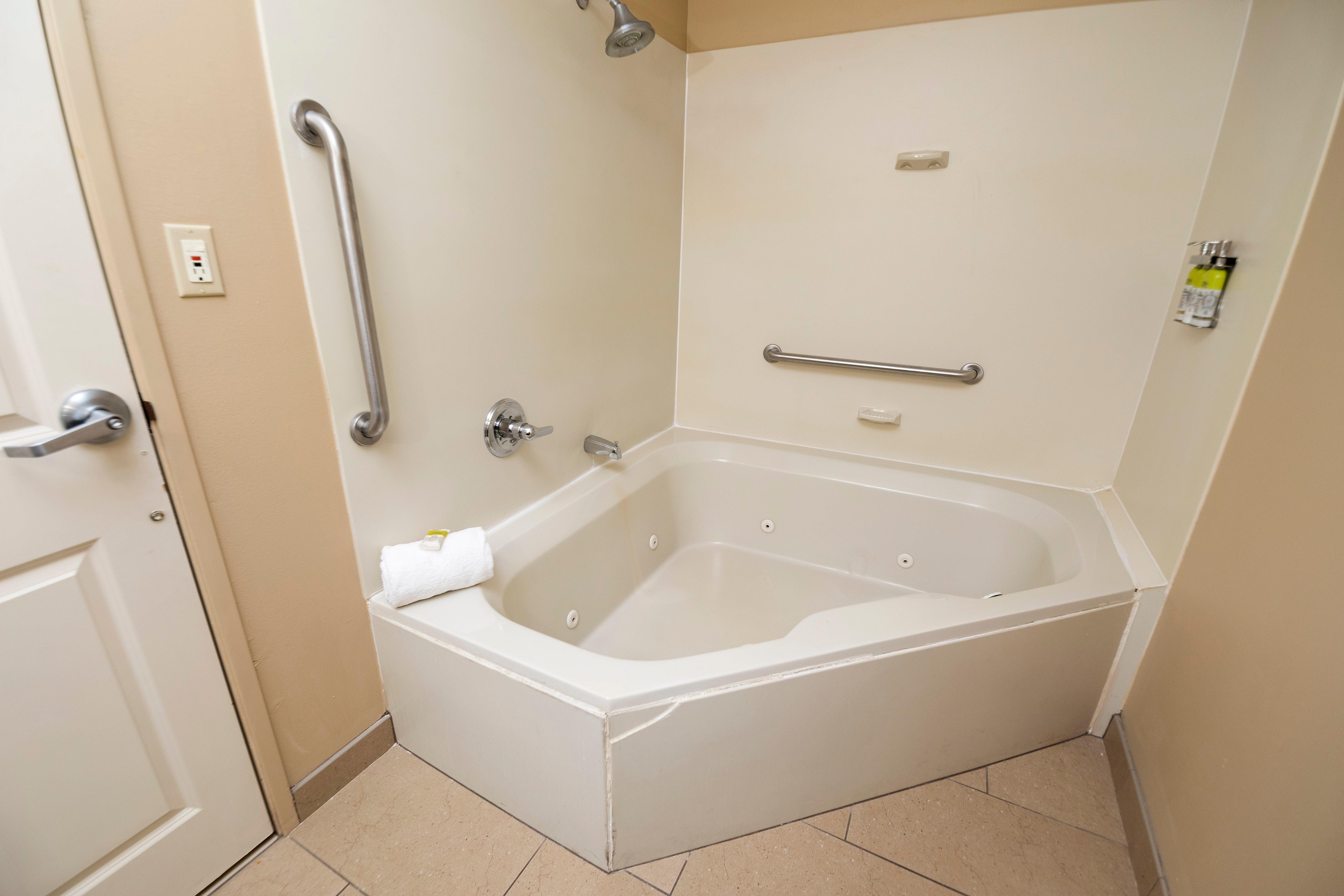 Holiday Inn Express Bloomington West By Ihg Exteriér fotografie