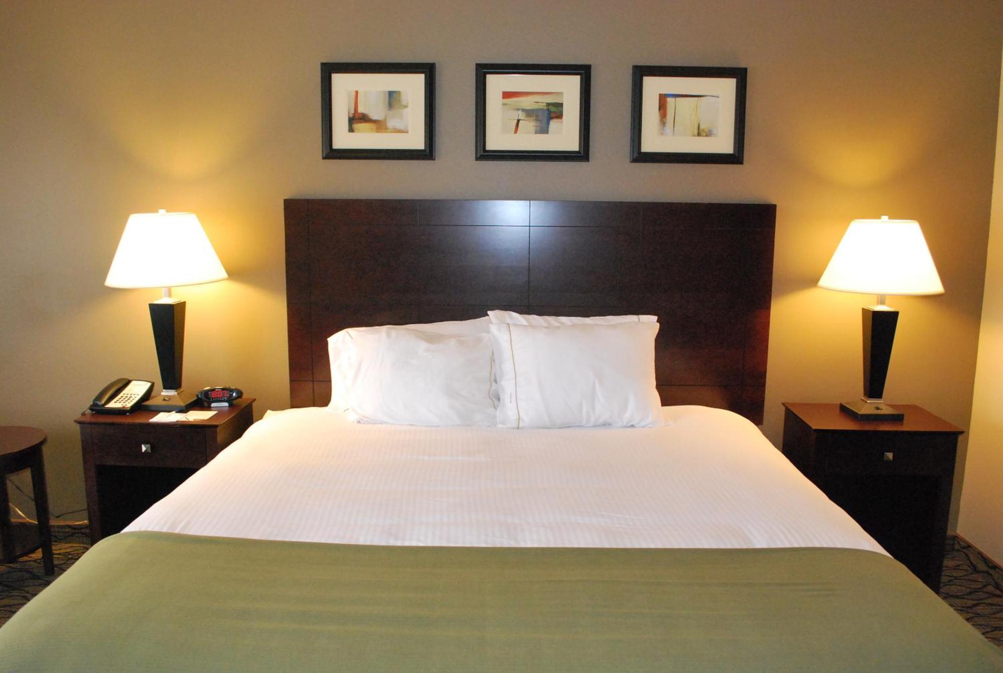 Holiday Inn Express Bloomington West By Ihg Exteriér fotografie
